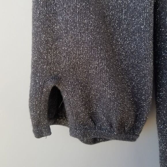 Ramsey Sparkly Metallic Top. Size XL - Picture 7 of 12